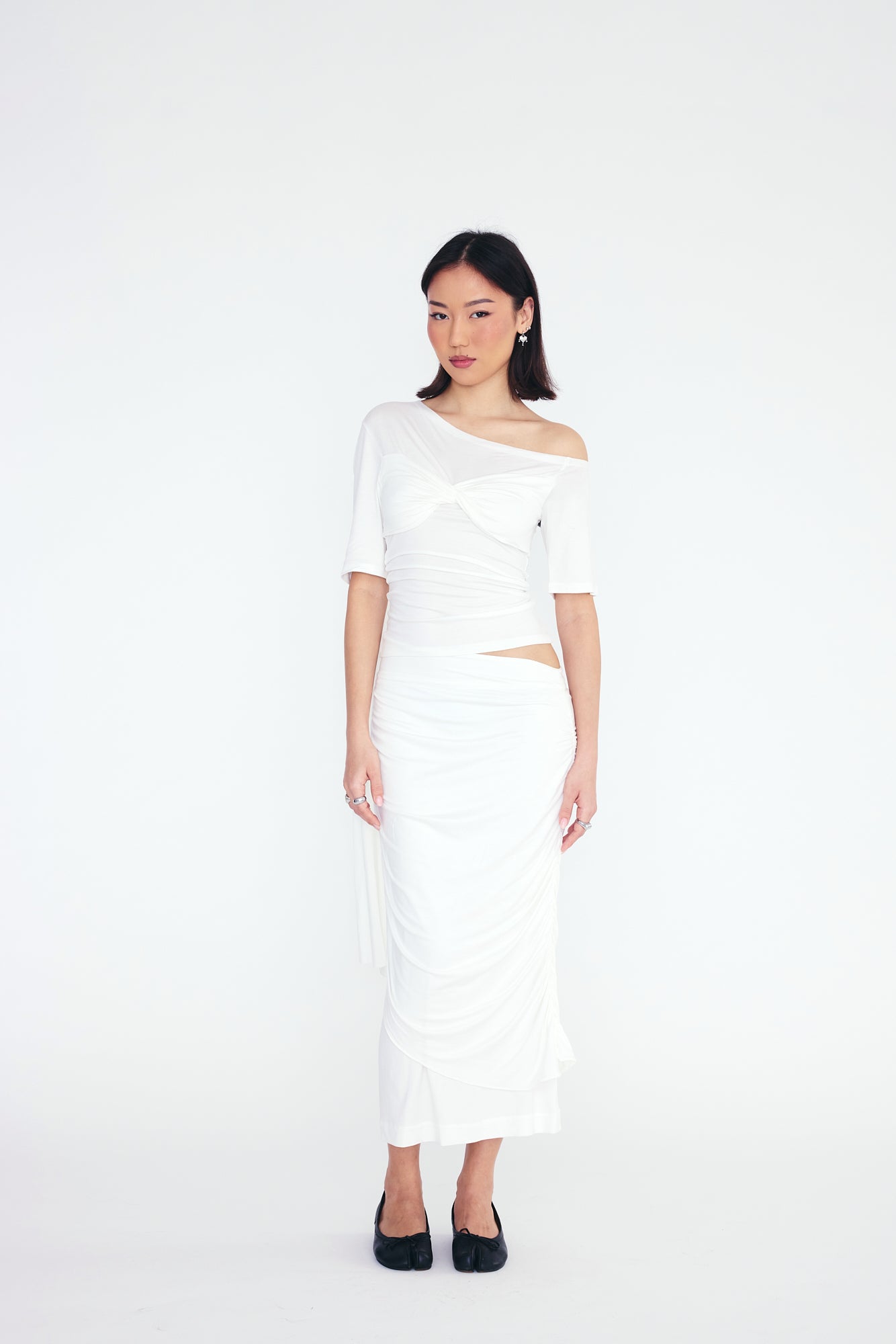 Aishwarya White Set Fast Bundle